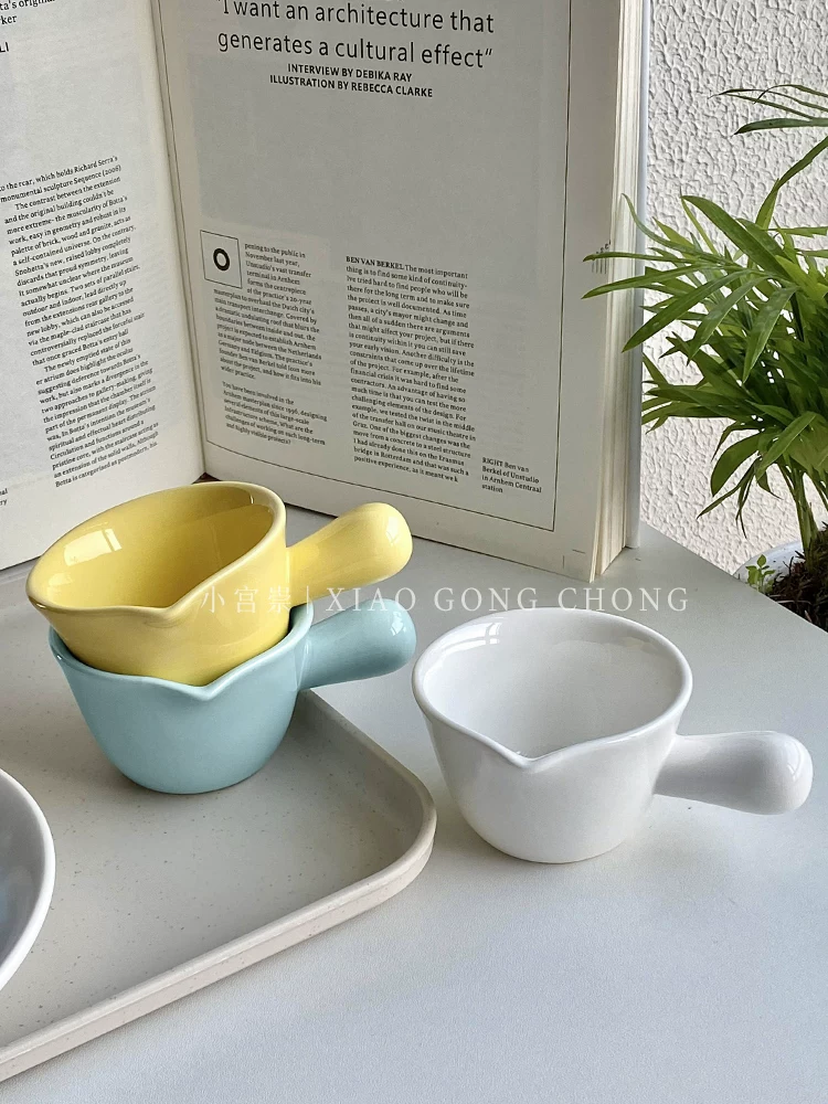 Ly sữa nhỏ bằng gốm sứ nhiều màu kiểu Hàn Quốc có tay cầm, bát đựng nước chấm gia dụng nhỏ, bát đựng gia vị, bát đựng nước chấm, cốc đựng kem.