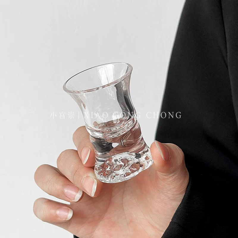 Cốc kiểu cổ điển thời trung cổ có họa tiết tre nhìn ra núi, cốc rượu sake, cốc uống rượu một lần, cốc rượu gia dụng, cốc trà nhỏ, cốc thủy tinh.