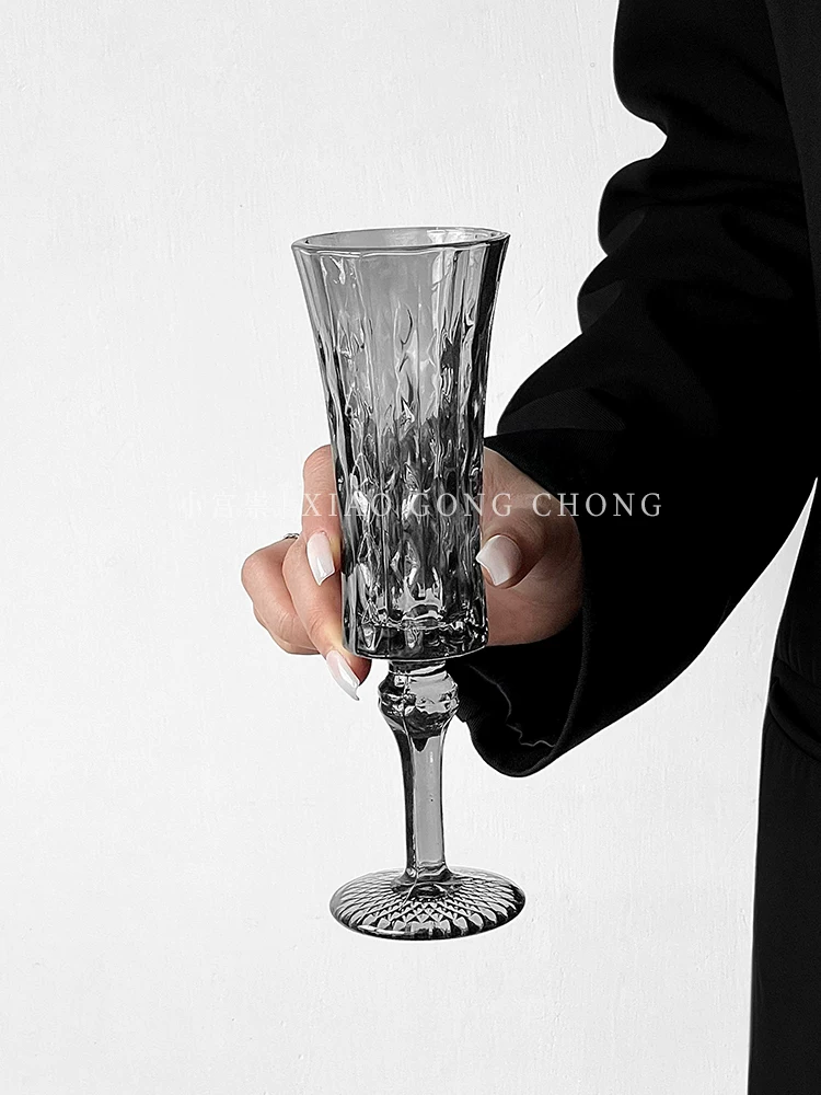 Ly rượu sâm banh cao chạm nổi, ly nước phong cách Instagram cao cấp, ly rượu cổ điển dành cho nữ, ly rượu trái cây ngọt.