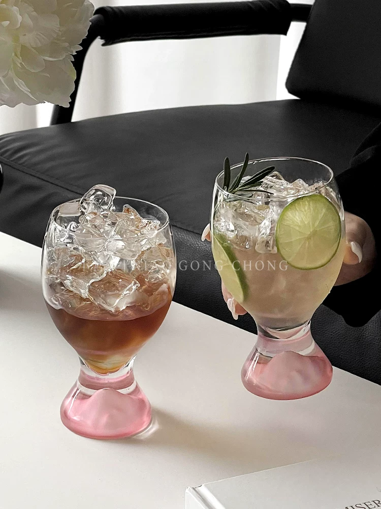 Ly thủy tinh hình núi màu hồng phong cách Ins, ly hình núi sáng tạo, ly nước ép dung tích lớn, ly bia, ly nước giải khát.
