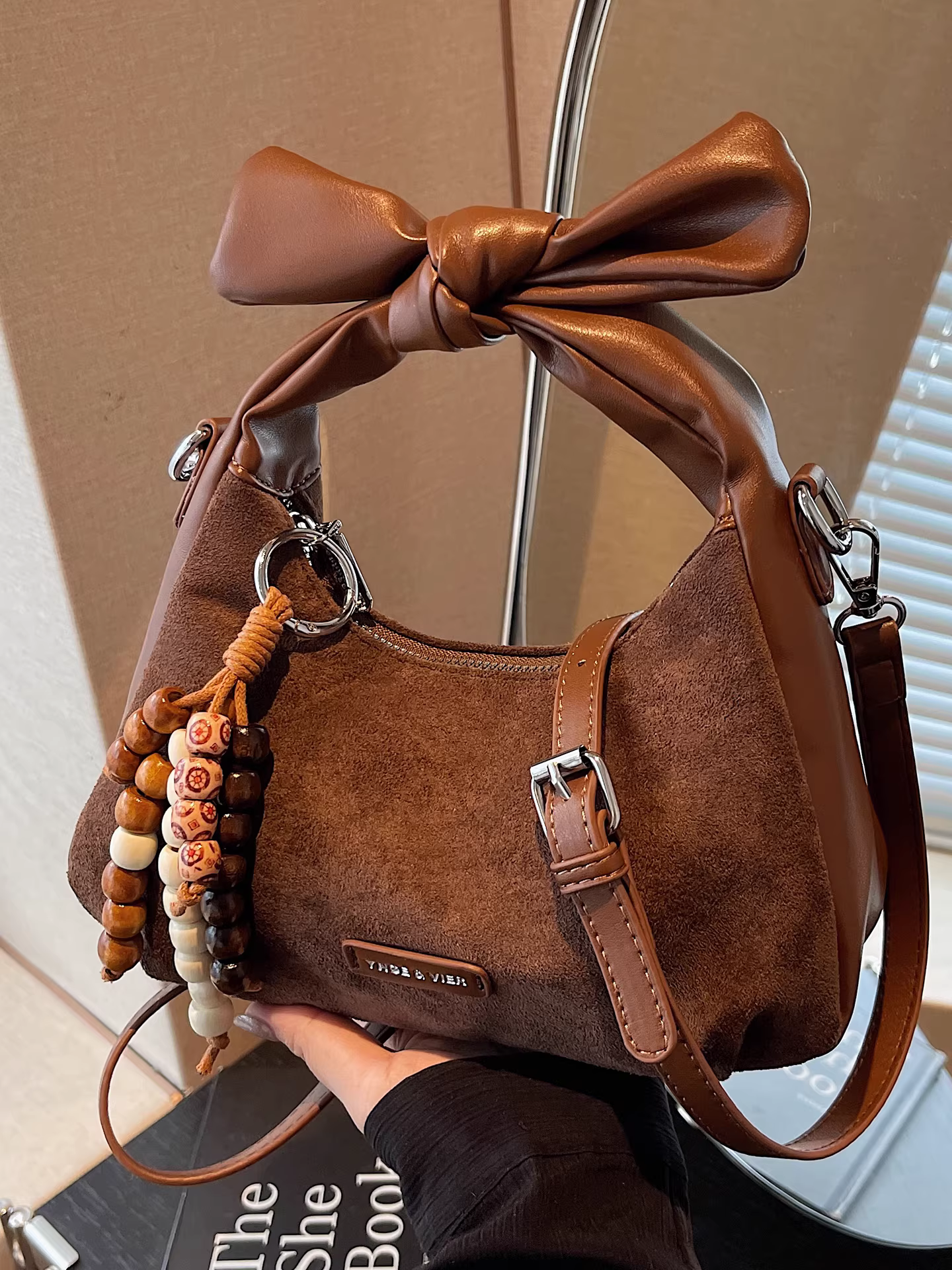 Túi xách nữ cao cấp, mẫu mới thu đông 2025, kiểu retro mờ, đeo chéo, phong cách giản dị, túi bánh bao thời thượng