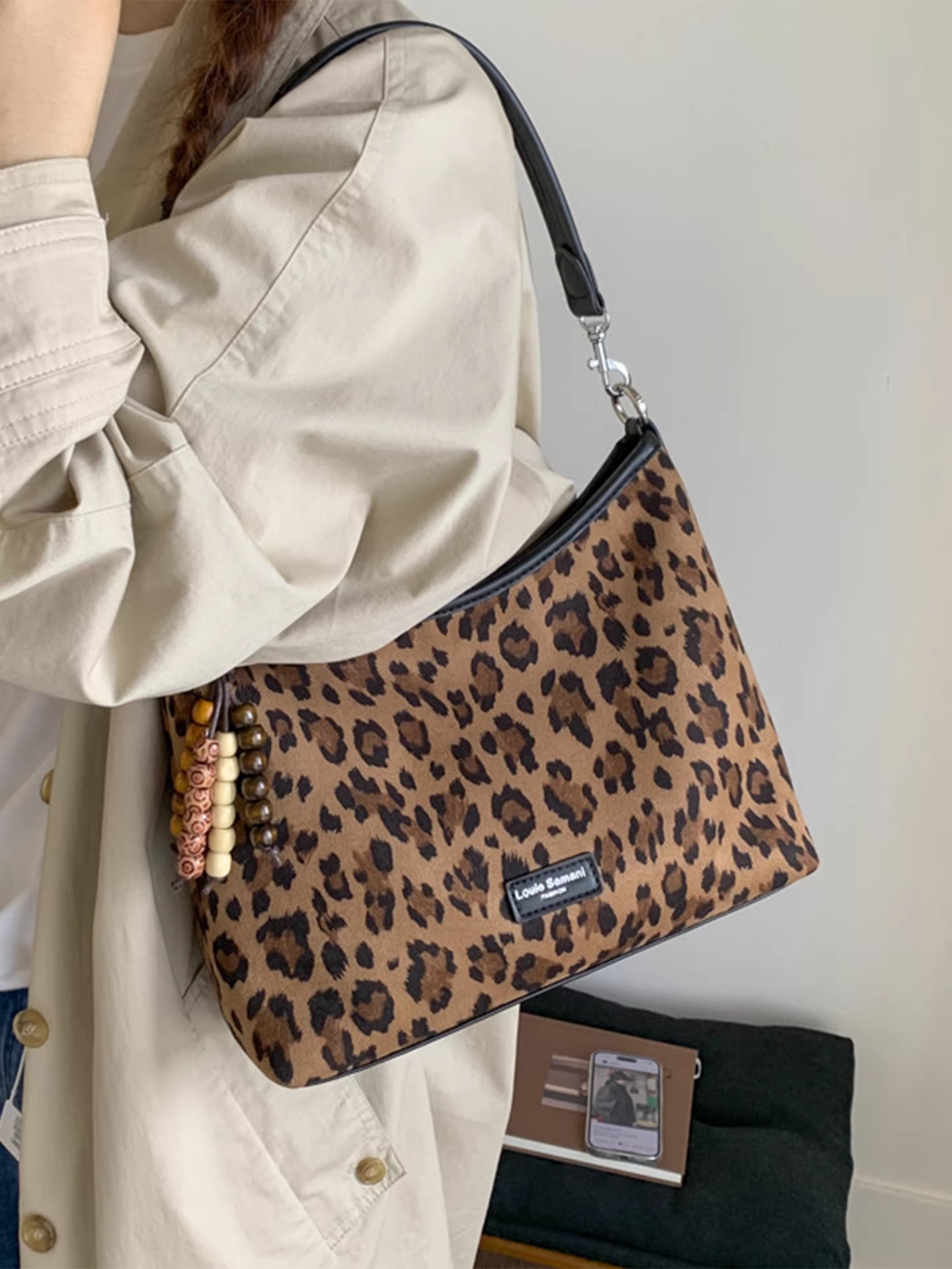 Túi đeo chéo họa tiết da báo retro dành cho nữ, dung tích lớn, mẫu mới thu đông 2025, túi đeo vai/nách thời trang, túi đi làm