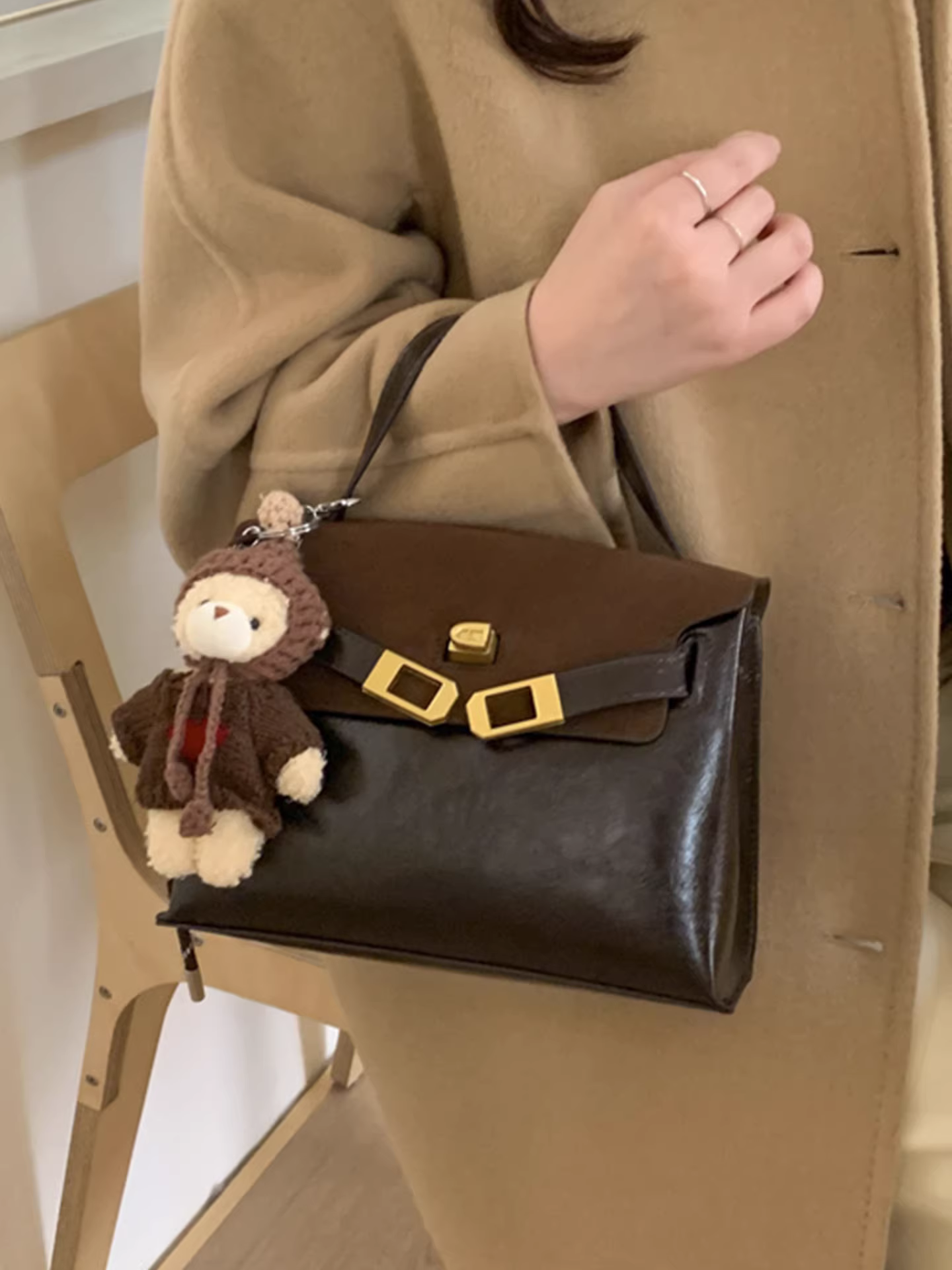 Túi xách retro nữ mùa thu đông 2025, thiết kế độc đáo, phong cách giản dị, đeo chéo một bên vai, túi cầm tay Kelly đang thịnh hành