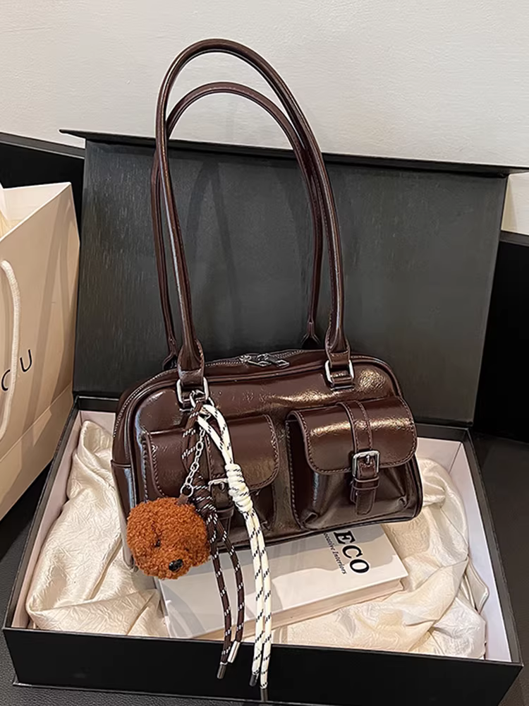 Túi đeo chéo Ankora màu đỏ dành cho nữ, dung tích lớn, thiết kế độc đáo năm 2025, kiểu dáng túi gối đeo vai.