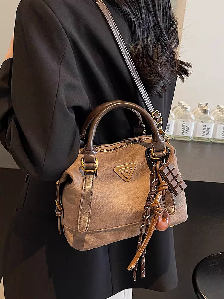 Túi xách nữ thời trang cao cấp, mẫu mới thu đông 2025, phong cách retro độc đáo, đa năng, đeo vai, đeo chéo