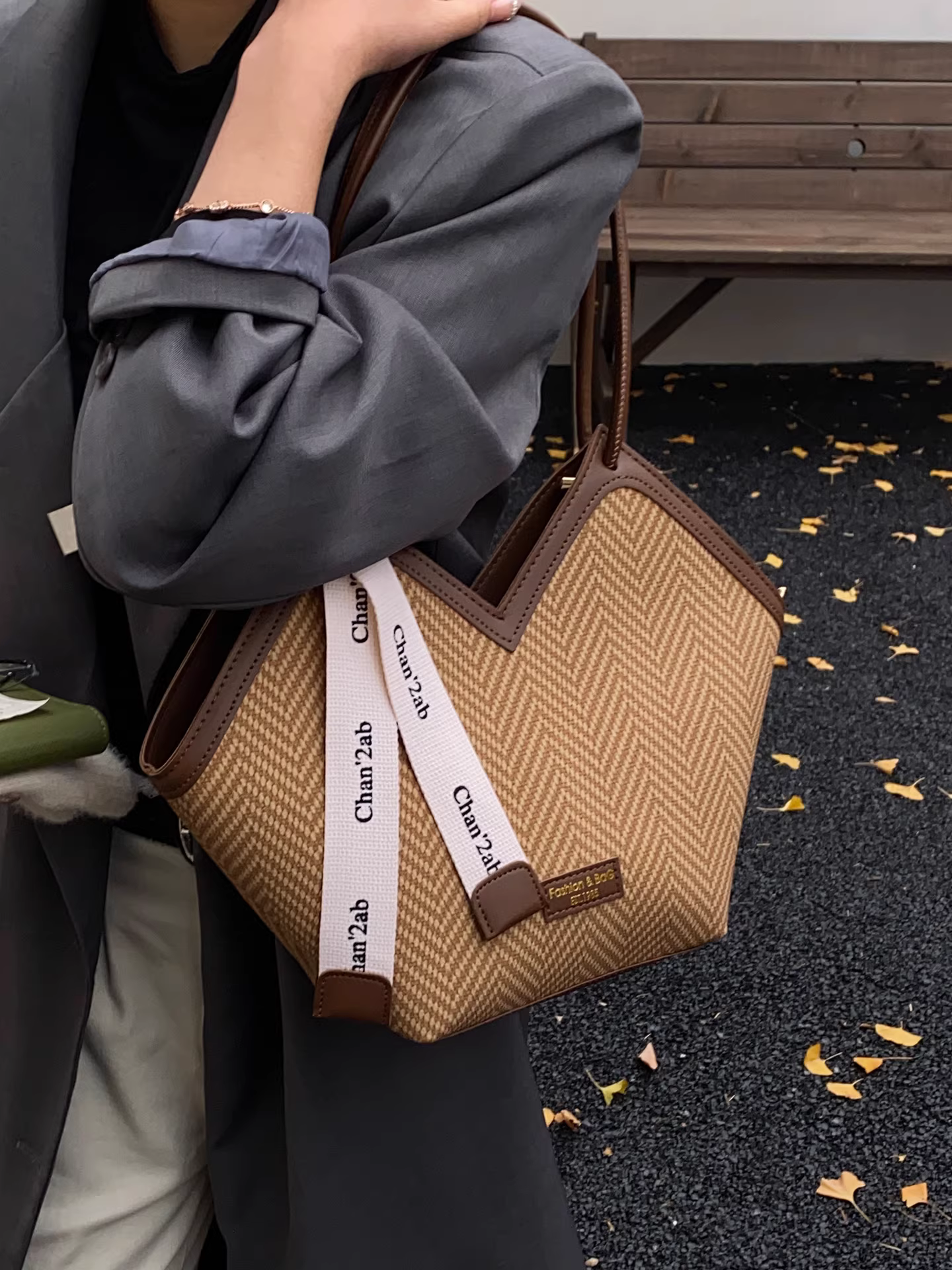 Túi sọc cỡ lớn dành cho nữ, mẫu mới thu đông 2025, túi đeo vai phong cách giản dị, túi tote đi học