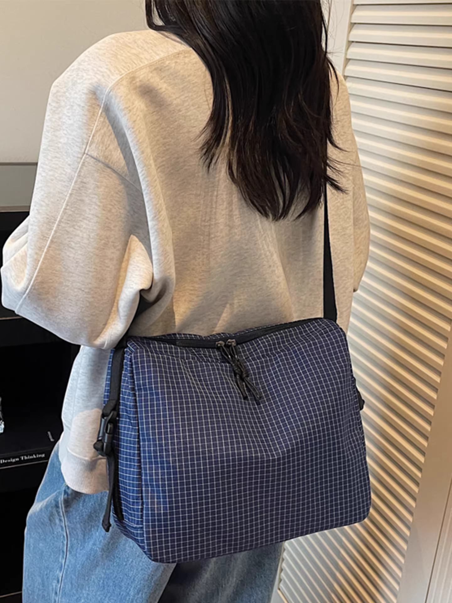 Túi vải bố kẻ caro dành cho nữ, dung tích lớn, mẫu mới thu đông 2025, túi đeo chéo/vách vai thường ngày, túi tote đi học dành cho sinh viên