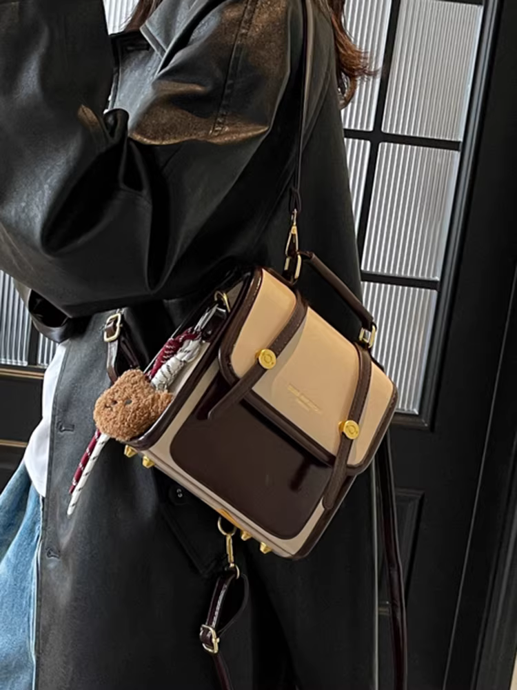 Ba lô nữ phong cách retro Anh quốc phối màu tương phản, mẫu mới 2025, đa năng, cao cấp, thích hợp đi làm, du lịch, kích thước nhỏ gọn