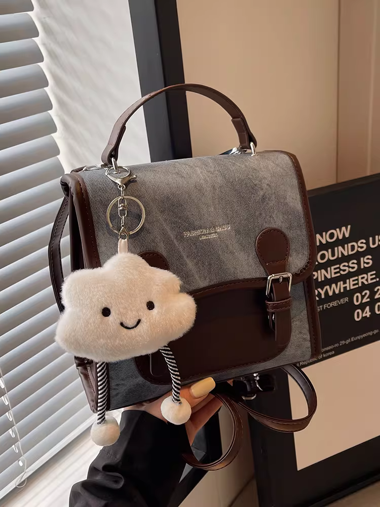 Ba lô nhỏ thời trang dành cho nữ 2025, túi đeo chéo vai mới phổ biến dành cho các cô gái, túi đi học phong cách độc đáo đang thịnh hành