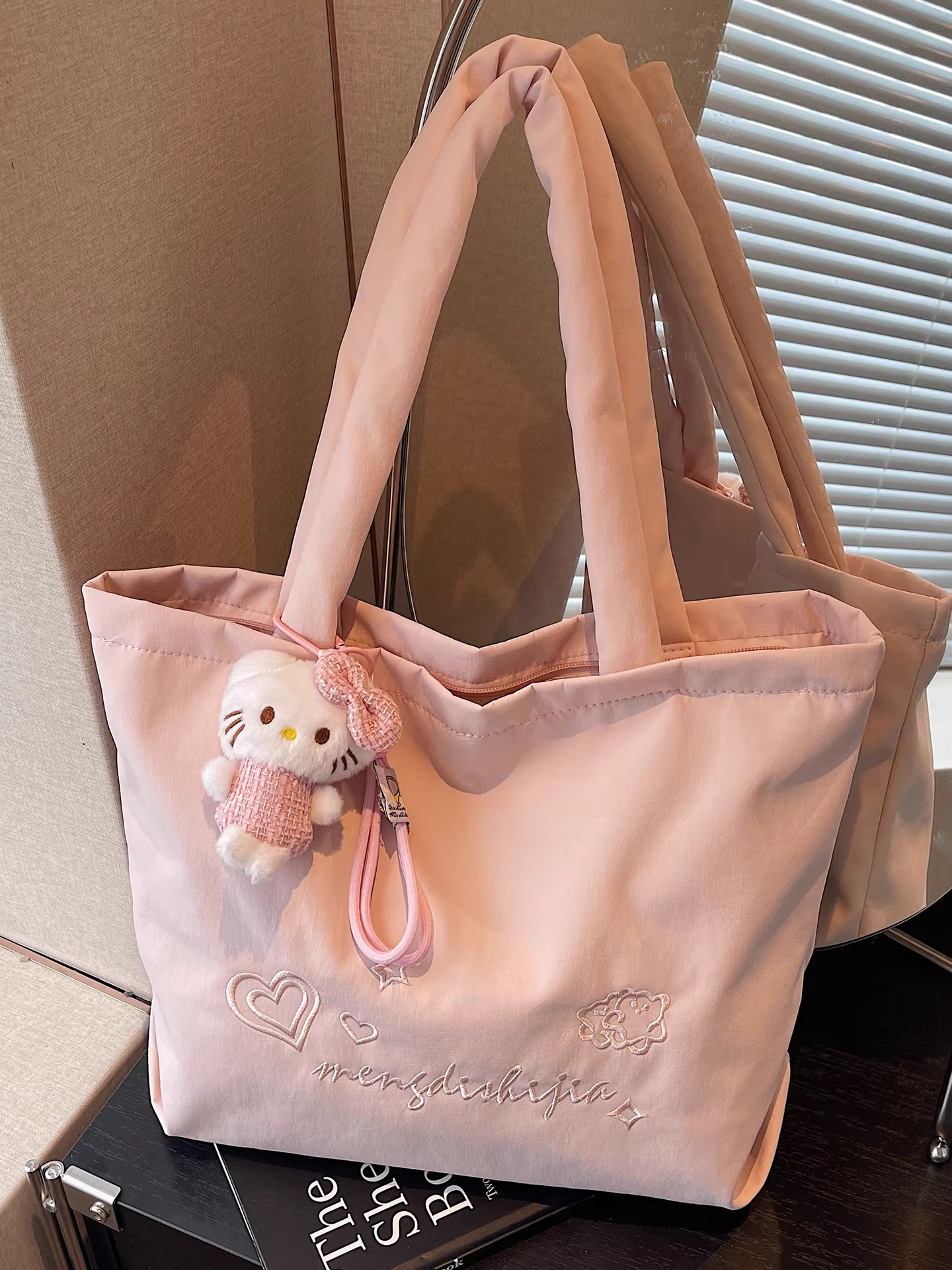 Túi xách nữ dung tích lớn, đa năng mùa thu đông, kiểu mới 2025, túi đeo vai vải canvas đơn giản, túi tote đi học