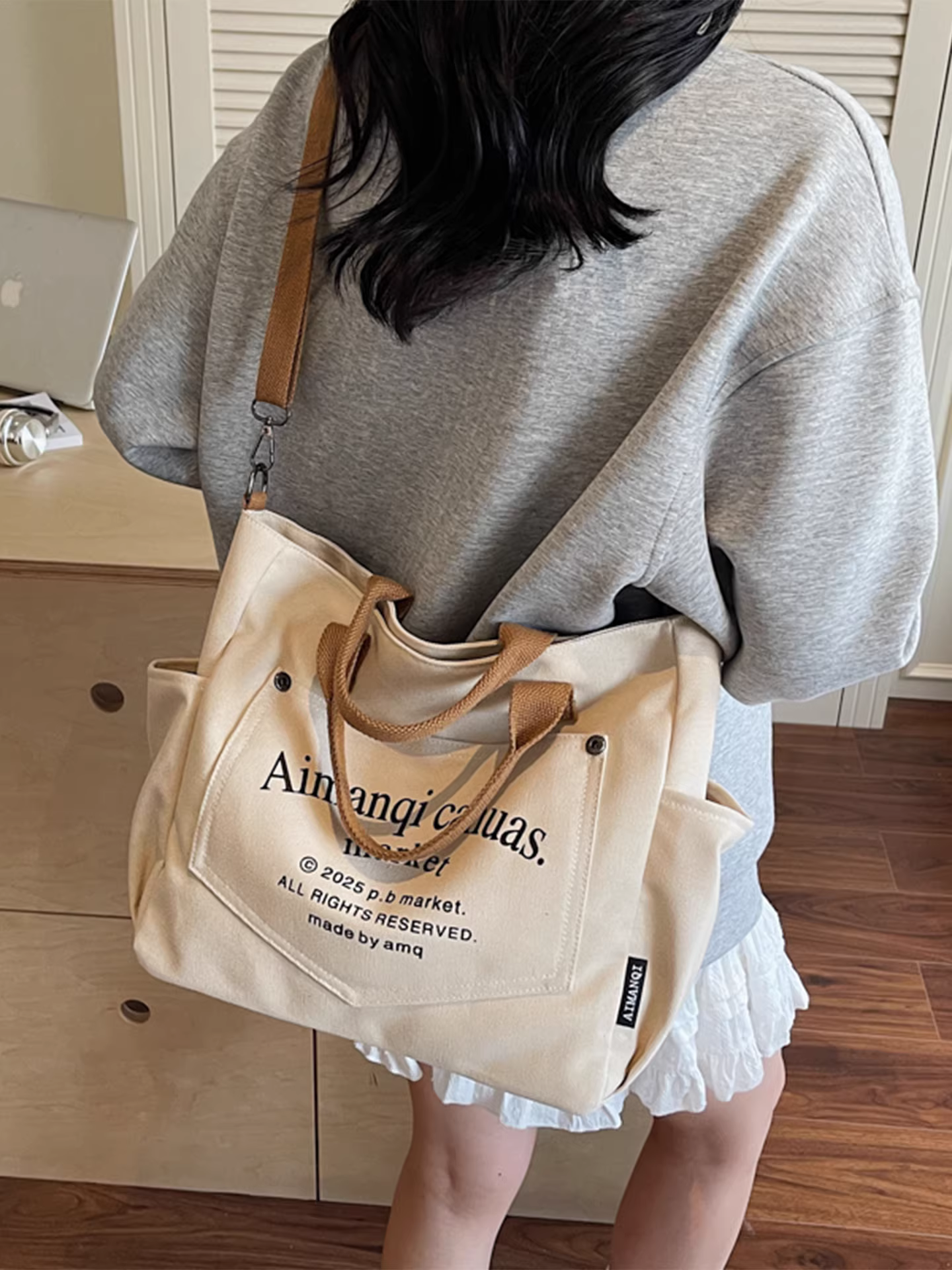 Túi vải canvas dành cho nữ, sức chứa lớn, túi đeo chéo đa năng mùa hè mới 2025, túi tote thông thường dành cho sinh viên đại học, đi học, đi làm.