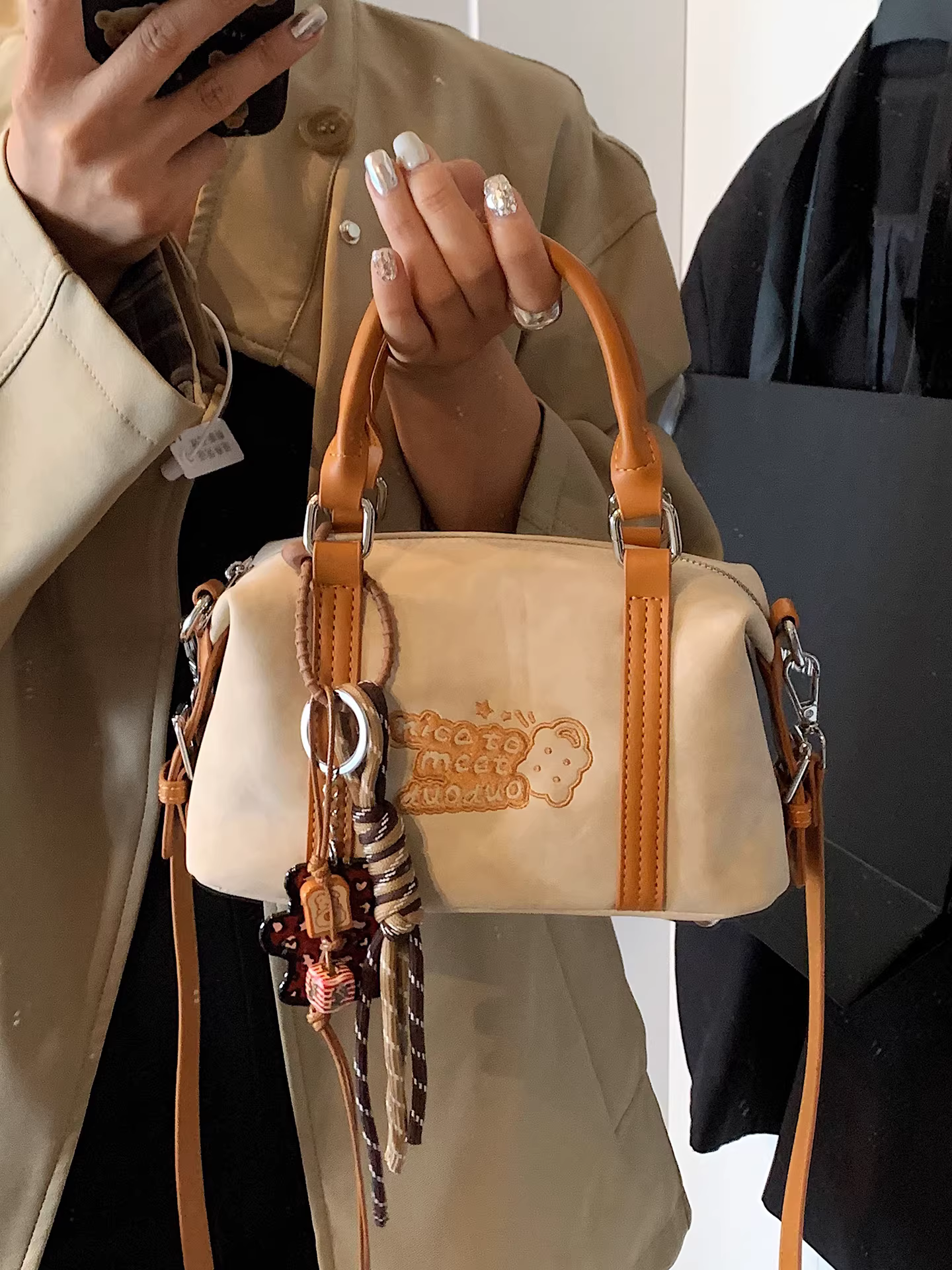 Những mẫu túi xách nữ bán chạy nhất năm nay, túi đeo chéo mùa hè mới 2025 kiểu retro mờ, túi xách có họa tiết, túi gối.