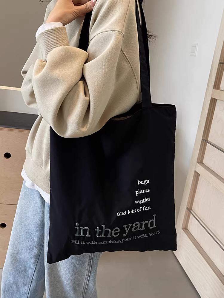 Túi vải canvas nữ, dung tích lớn, mẫu mới thu đông 2025, túi đeo vai đa năng, phong cách thường ngày, thích hợp đi học, đi làm