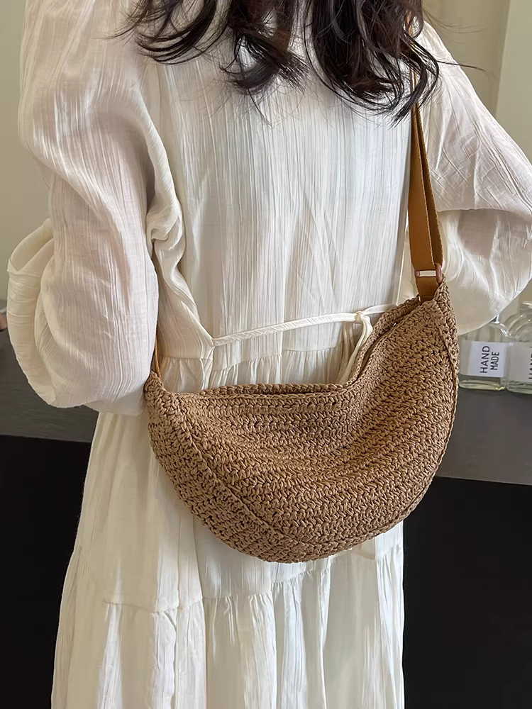 Túi cói dệt cỡ lớn dành cho nữ, mẫu mới xuân hè 2025, túi đeo chéo kiểu bánh bao độc đáo, túi đi biển cao cấp