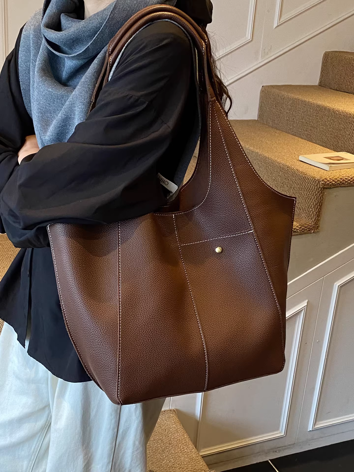 Túi đeo vai nữ cỡ lớn phong cách retro, mẫu mới thu đông 2025, túi mua sắm thường ngày, túi tote đi làm chất liệu có vân