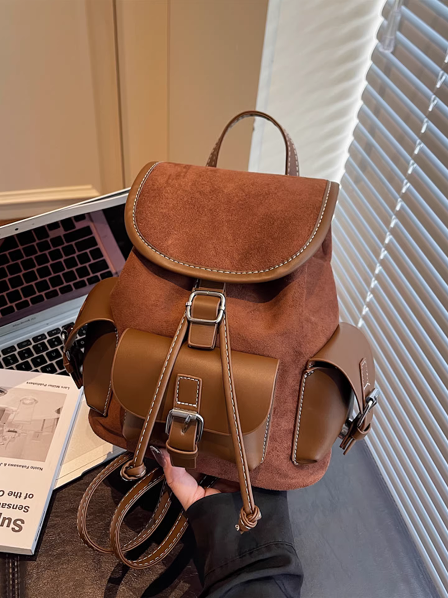 Ba lô phong cách retro mờ dành cho nữ, thiết kế độc đáo, túi đi học dành cho học sinh, ba lô du lịch nhẹ kiểu xô phổ biến