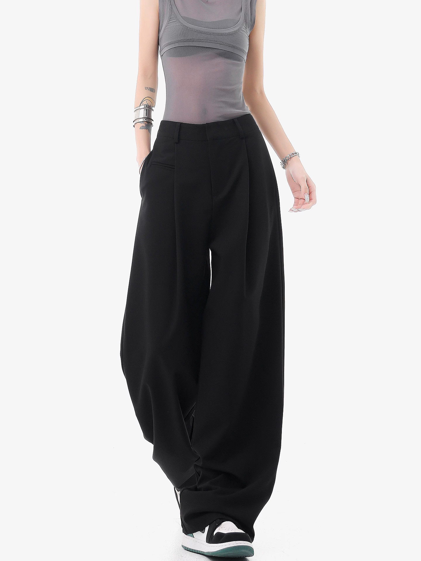 KEN STUDIO quần vest đen mới mùa hè dành cho nữ với thiết kế xếp nếp, quần ống đứng thông thường, quần âu.