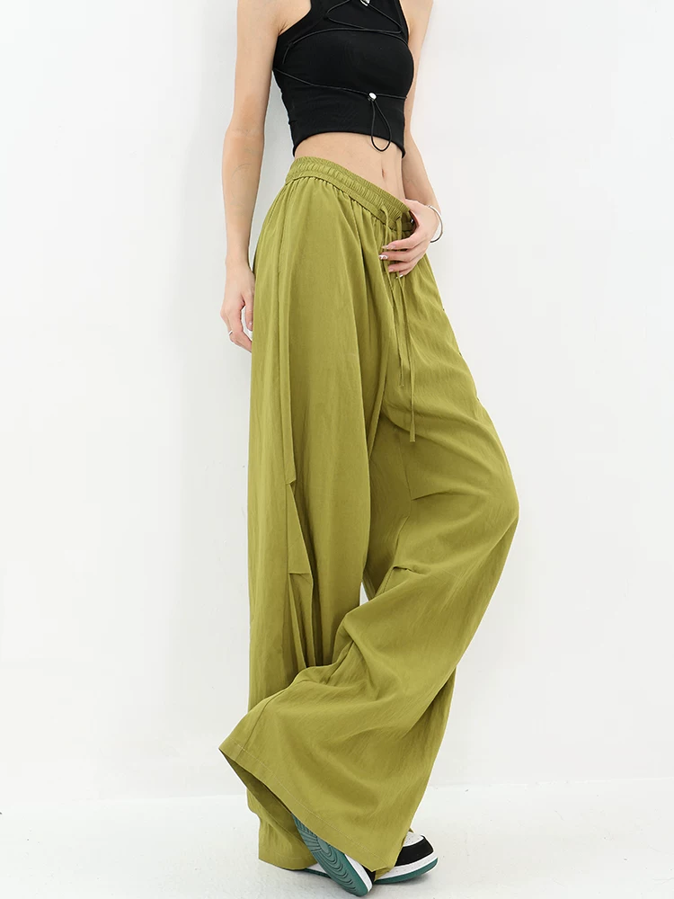 Quần cargo lụa đá thiết kế phong cách lười biếng của KEN STUDIO dành cho nữ, quần ống rộng dáng rộng mỏng nhẹ mùa hè.