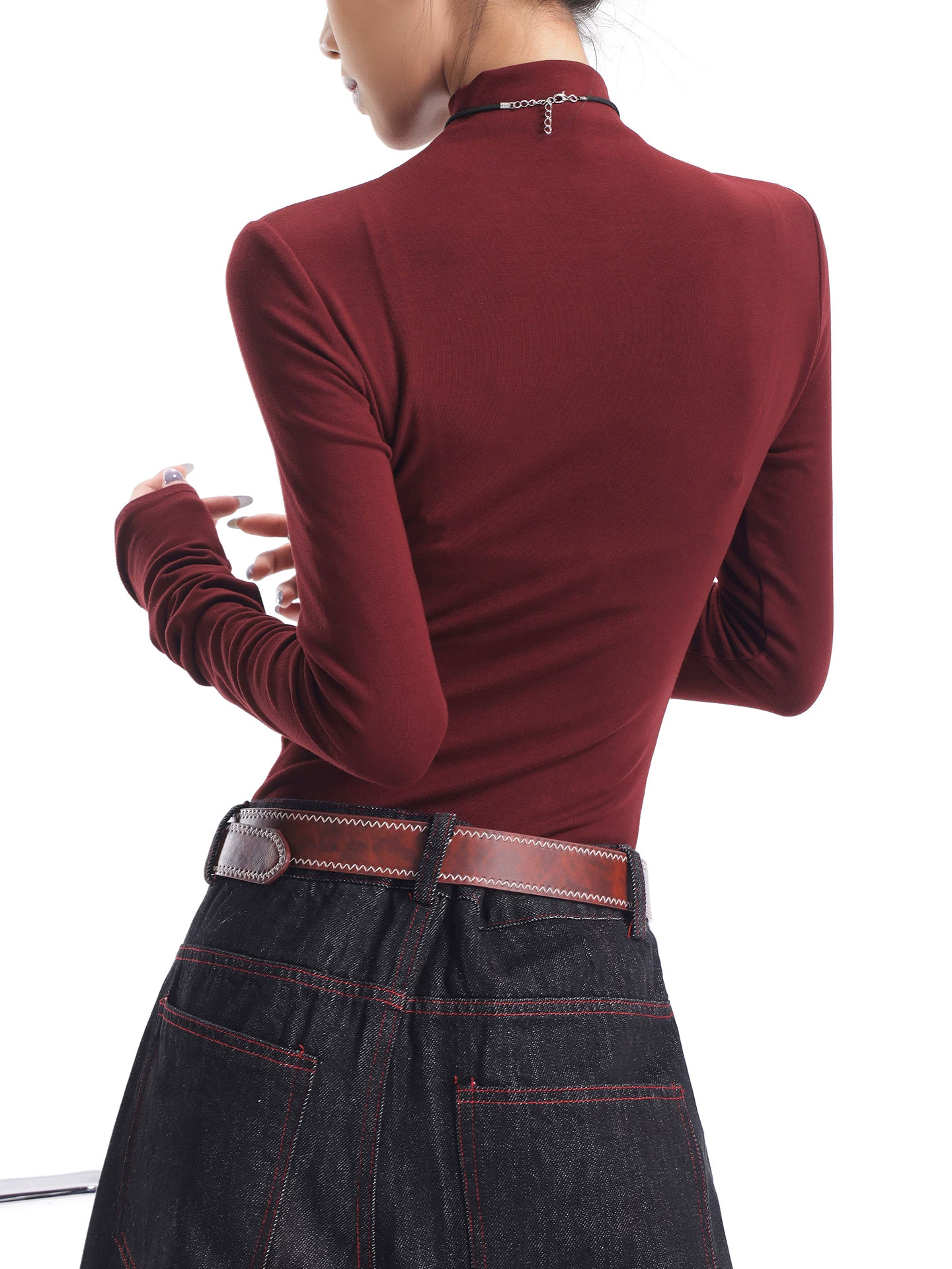 KEN STUDIO Áo thun dài tay dệt kim màu đỏ rượu vang mới thu đông dành cho nữ với cổ lọ nửa cao và kiểu dáng ôm sát bên trong áo sơ mi xếp lớp