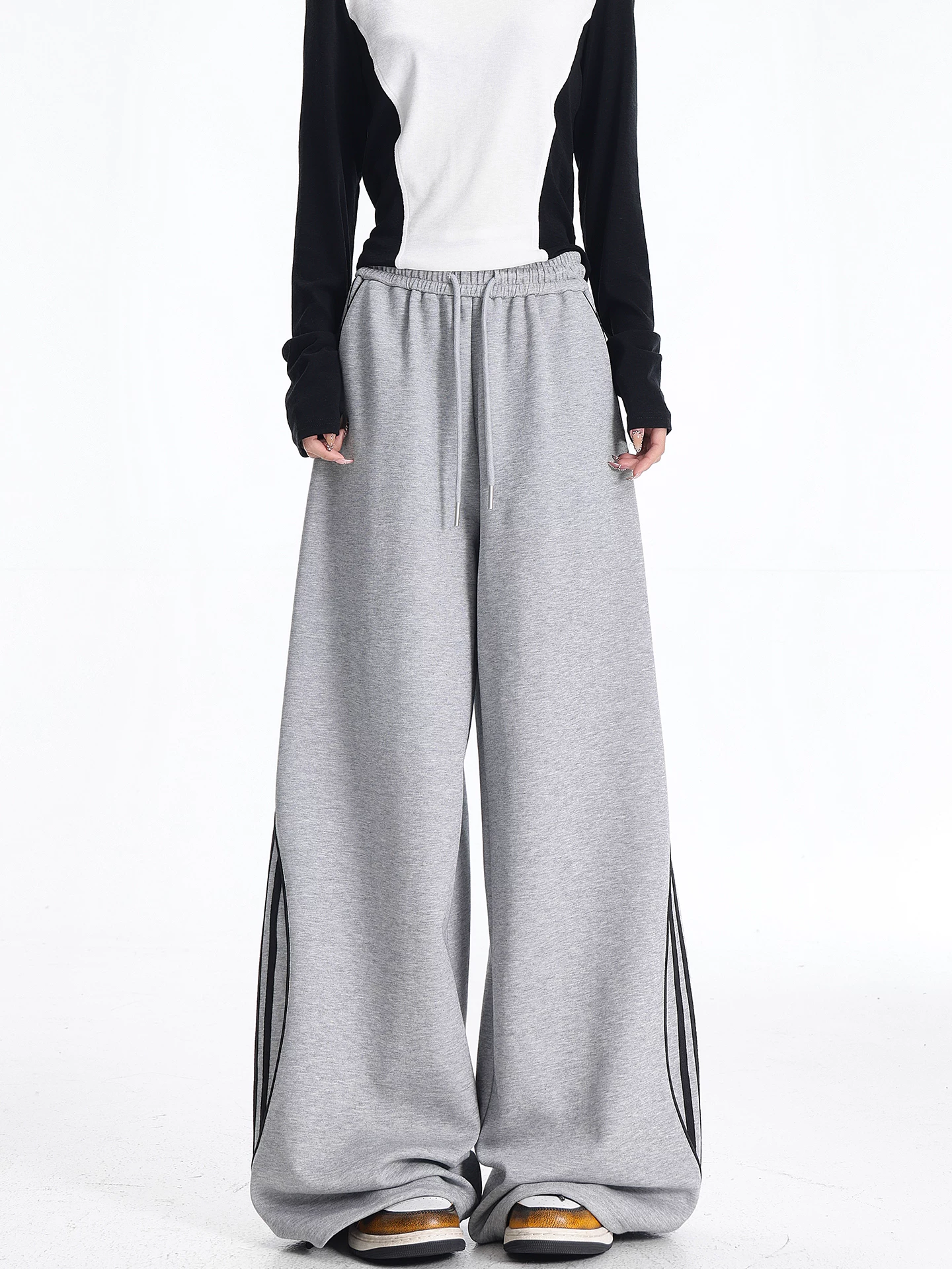 KEN STUDIO quần thể thao ba sọc cổ điển mới của Mỹ mùa thu đông dành cho nữ, quần dáng rộng giảm béo thông thường