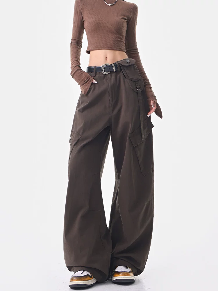 KEN STUDIO Quần cargo màu xám thu đông mới dành cho nữ với thiết kế túi chéo, quần ống rộng, quần kiểu scimitar