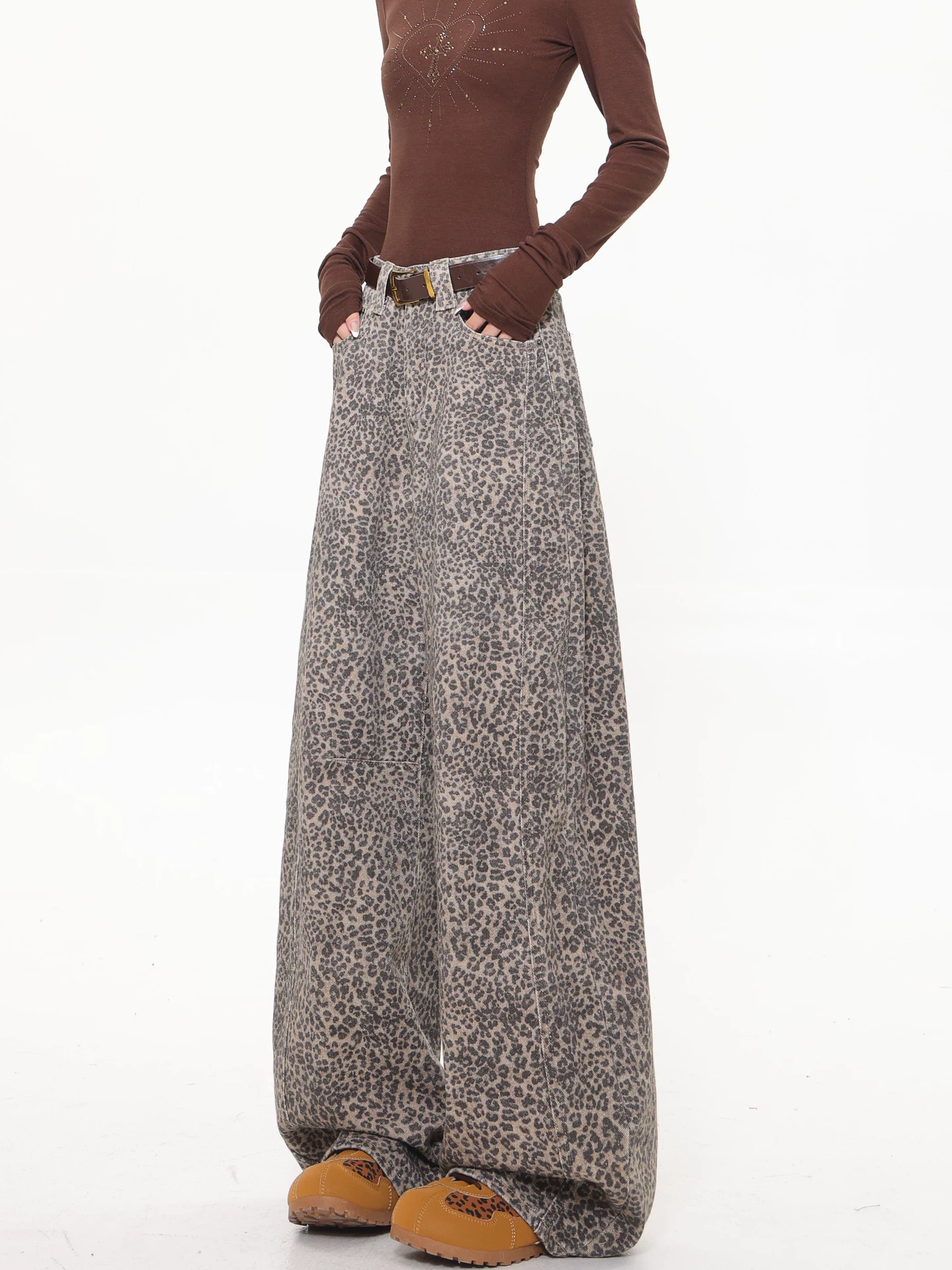 KEN STUDIO Xuân Thu Mới Vintage Họa Tiết Da Báo Scimitar Quần Jean Nữ Cao Cấp Hot Girl Harem Quần Chiều Dài Quần