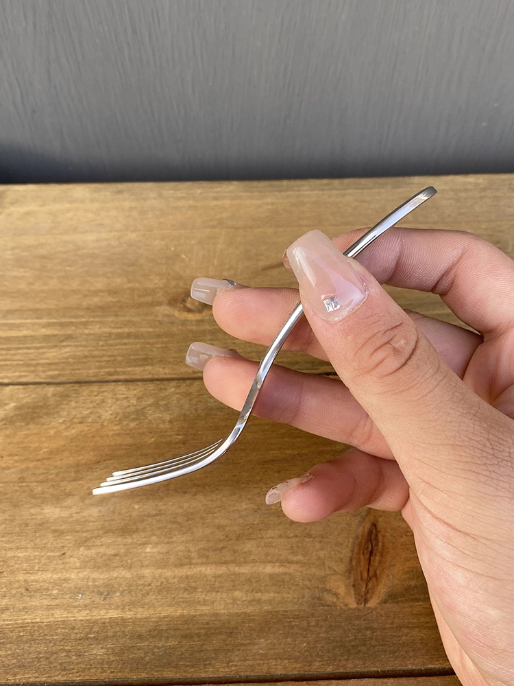 Thép không gỉ 304 ngôi sao và mặt trăng thìa và nĩa trẻ em thìa ăn cho bé thìa ăn tập ăn cho bé bộ đồ ăn thìa ăn mì