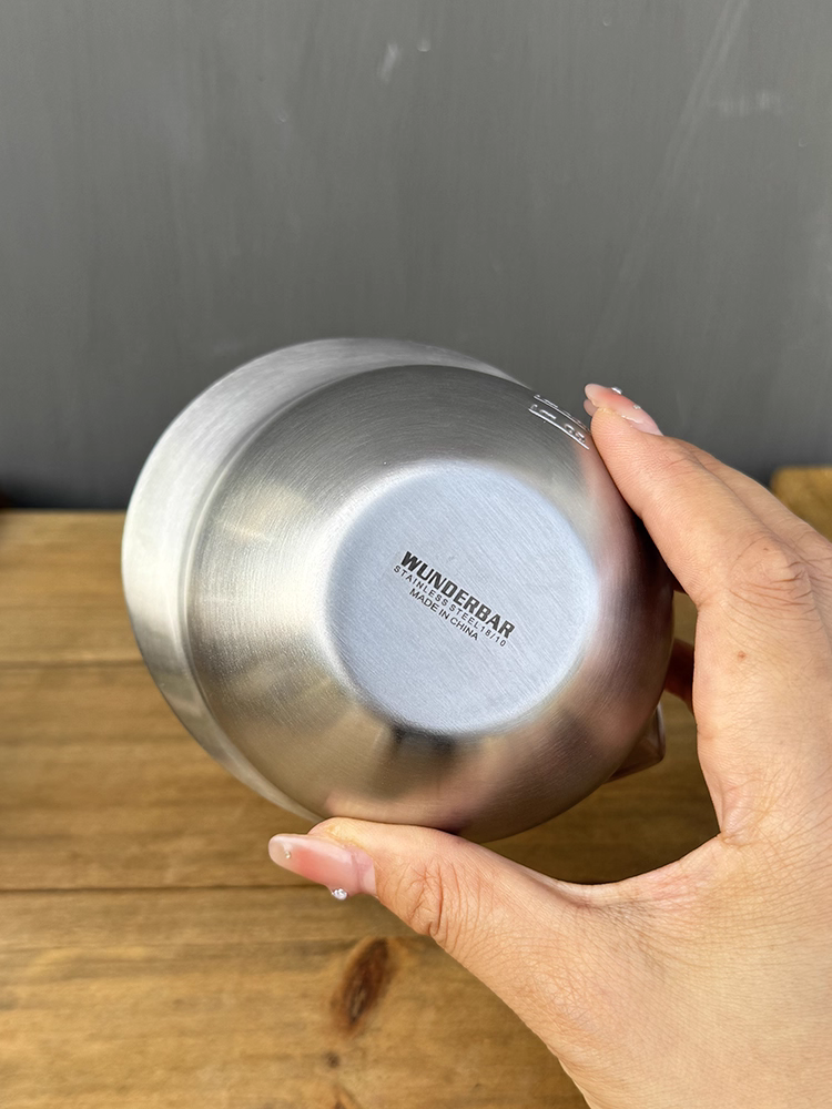 Xuất khẩu sang Nhật Bản, bát đựng gia vị, nước sốt, bột nhão làm bằng thép không gỉ 304 đạt chuẩn thực phẩm, có vòi rót, cốc đong có vạch chia độ