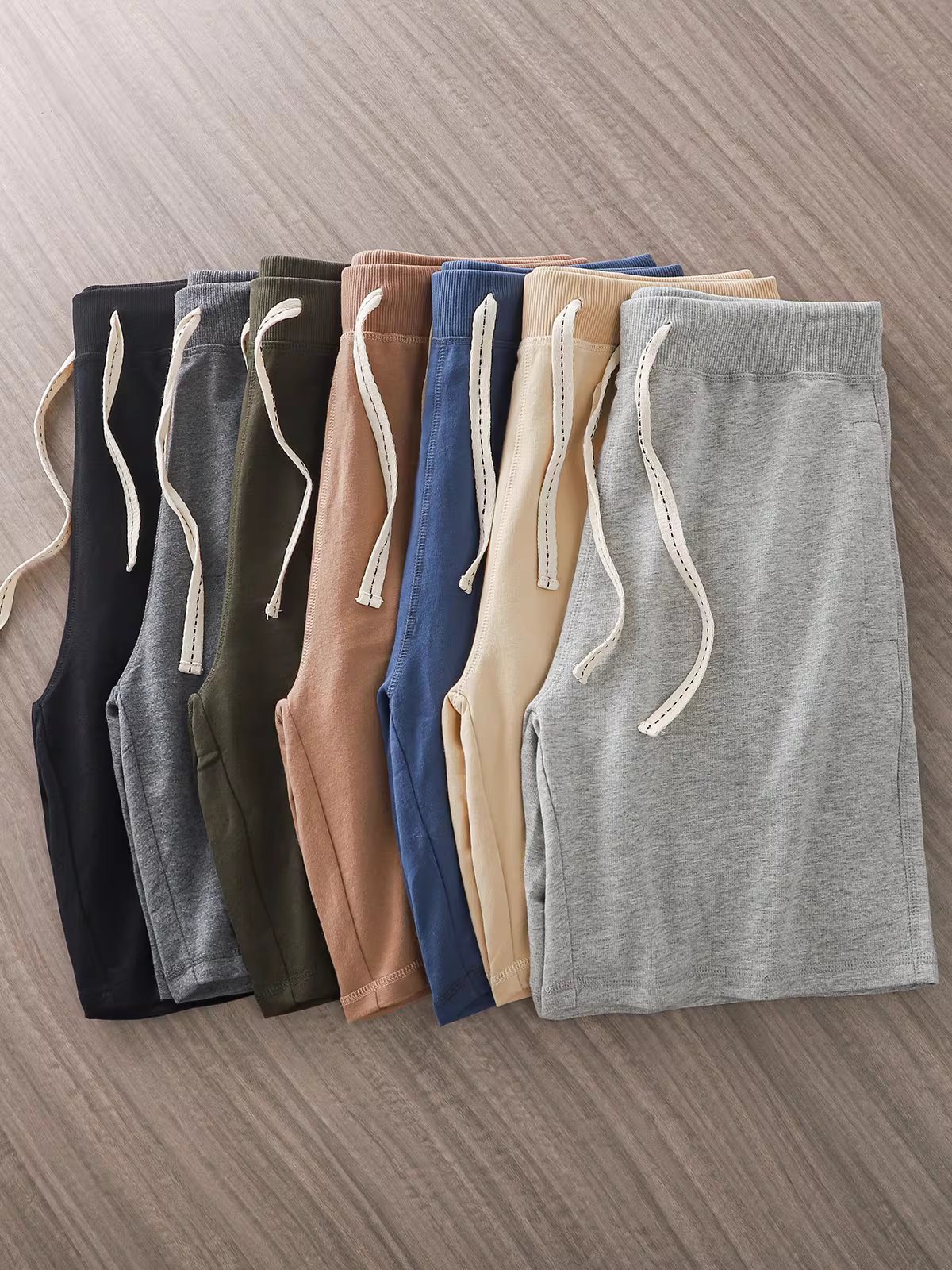 Quần short cotton dày dặn dành cho nam, kiểu mới hè 2024, dáng rộng kiểu Mỹ, quần short dài trung bình mặc ngoài, quần short thể thao rộng rãi năm phần.