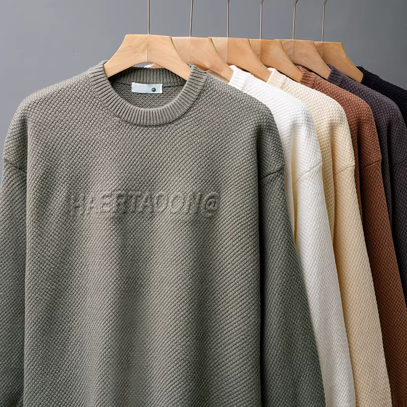 Áo len họa tiết quả dứa dày dặn dành cho nam, mùa thu đông, phong cách retro Mỹ, cổ tròn dày dặn, chất liệu dệt kim lười biếng và ấm áp.