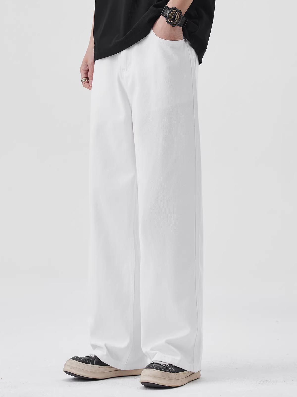 Quần jean ống rộng nam, kiểu dáng retro Mỹ mùa xuân, màu xanh đã qua xử lý, quần thẳng, rộng rãi và mềm mại, phong cách thường ngày.