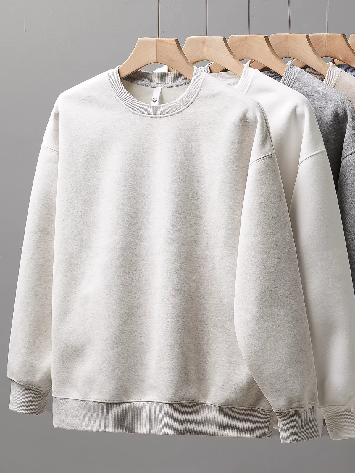 Áo thun nỉ cổ tròn nam 460G, áo thun trơn dày dặn mới, kiểu dáng rộng rãi, thích hợp cho mùa thu đông, áo khoác nam không mũ, phong cách thường ngày.