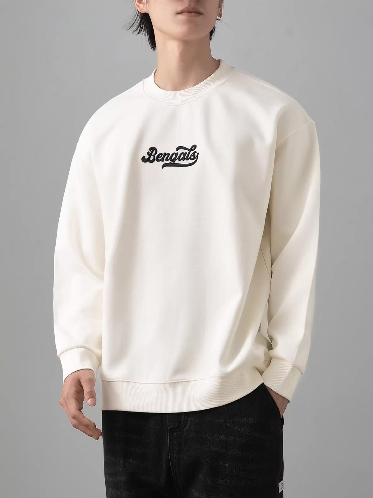 Áo thun nam cổ tròn thêu nặng kiểu Mỹ, mẫu mới thu đông 2024, dáng rộng, thời trang, thương hiệu trẻ trung, áo lót nam dài tay