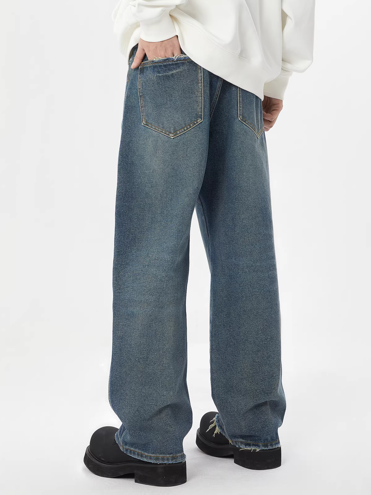 Quần jean nam kiểu Mỹ, chất liệu dày dặn, dáng rộng, ống đứng, phong cách vintage, mùa xuân thu, màu xước, giặt mài.