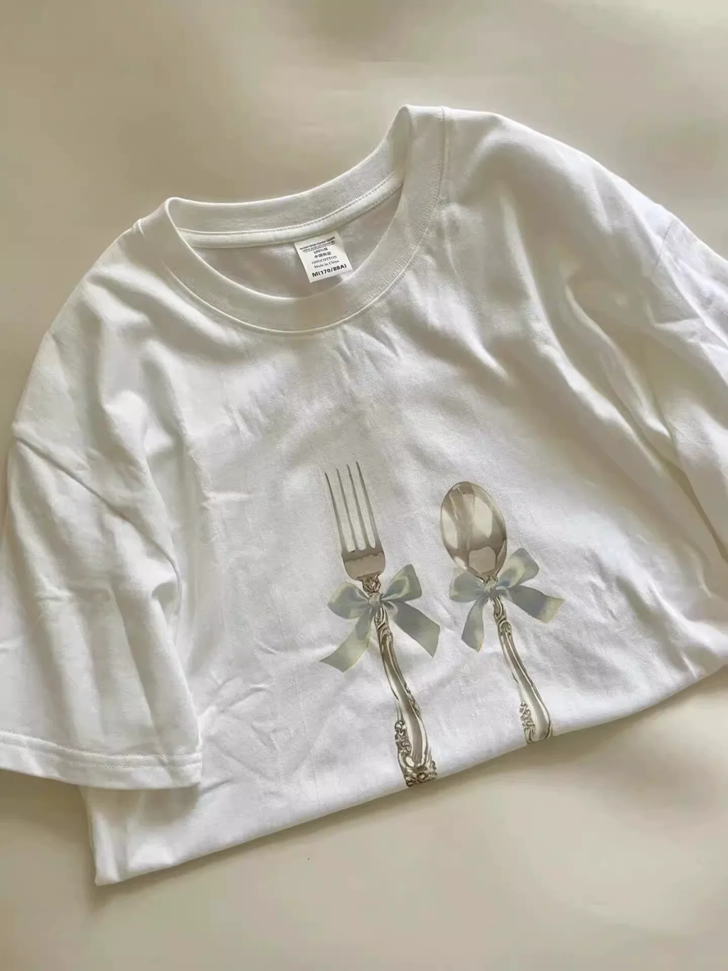 Outlet~ Hàng xuất khẩu thanh lý, áo thun ngắn tay in họa tiết mùa hè đa năng, thời trang giá rẻ