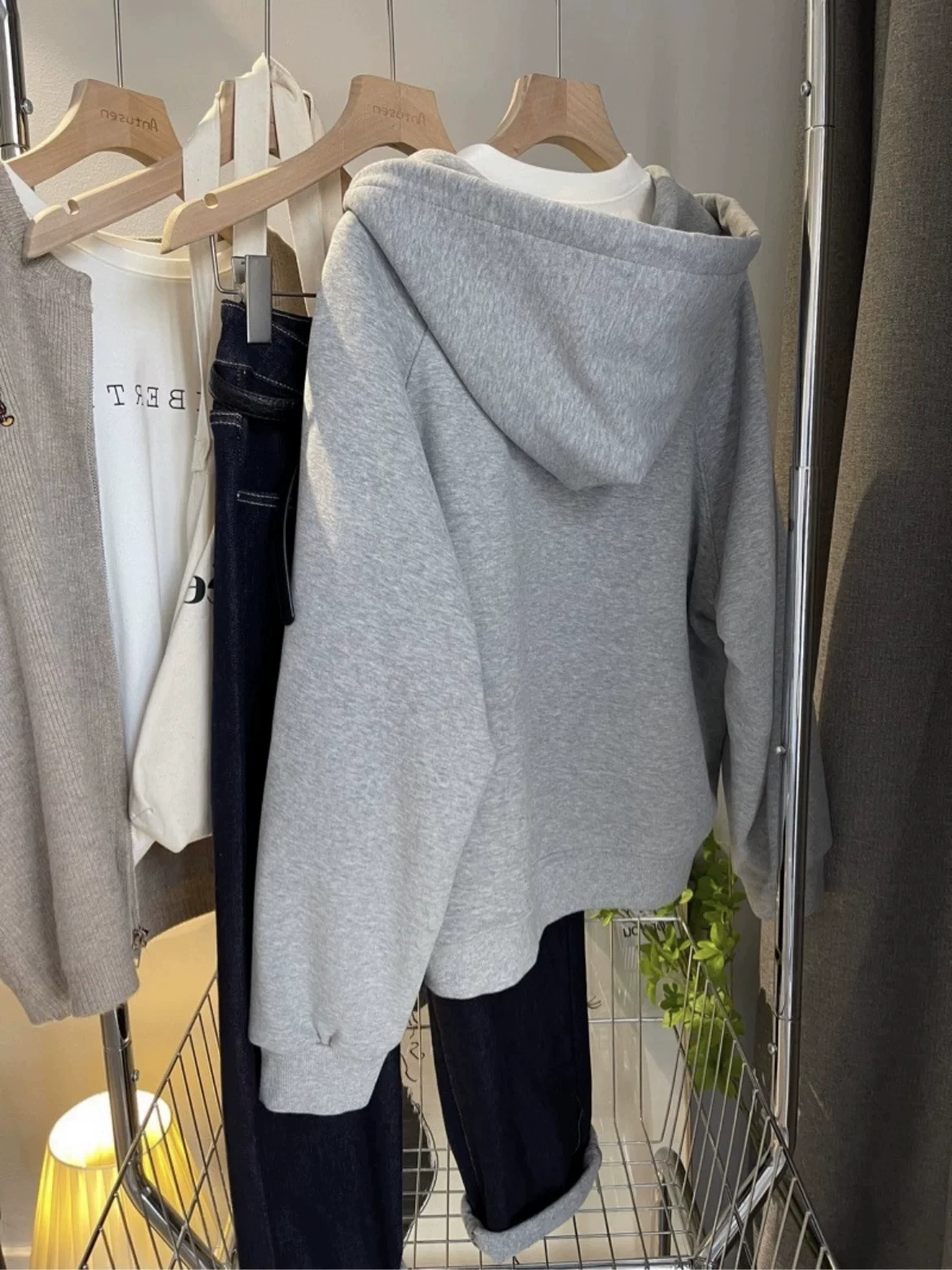 Outlet~ Hàng xuất khẩu thanh lý, đồ giá rẻ, kiểu dáng mới lạ, áo hoodie unisex đa năng mùa thu, thời thượng