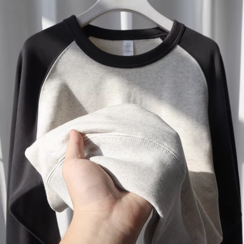 Áo thun cổ tròn phối màu phong cách mới, chất liệu cotton, kiểu dáng raglan, màu trơn, hàng xuất khẩu, thanh lý mùa thu, thời trang.