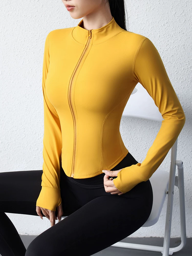 Quần áo tập yoga Jiumai Yipin dành cho nữ, Áo khoác tập luyện vừa vặn bằng vải chải kỹ mới mùa xuân, Quần áo tập thể dục dài tay.