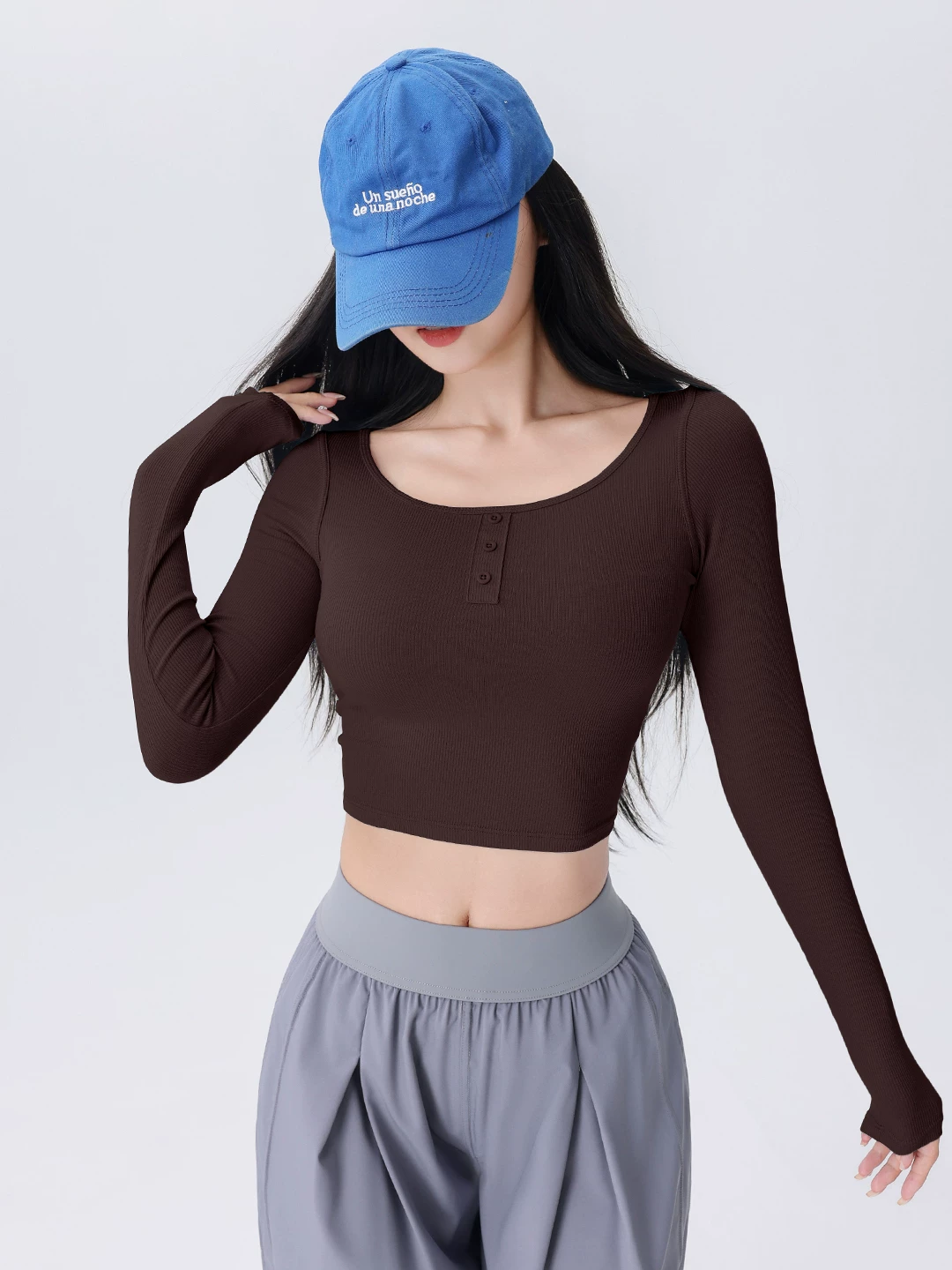 Áo thể thao nữ dệt gân, kiểu dáng ôm sát, mới mùa thu 2026, thích hợp tập yoga, chạy bộ, tập luyện thể dục.