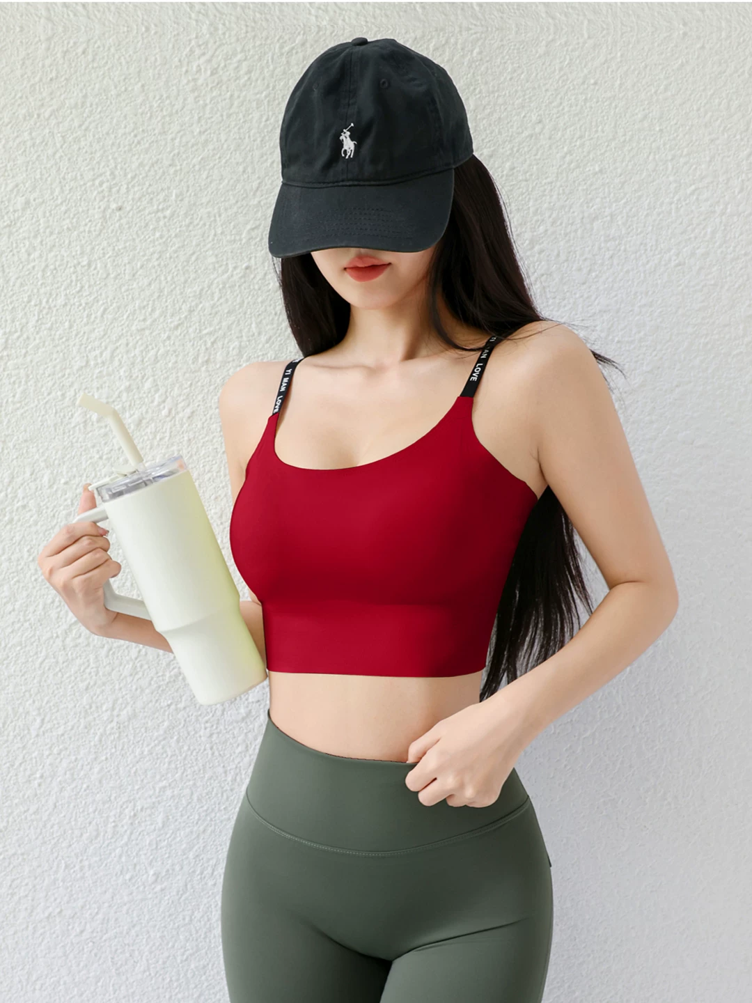 Áo ngực thể thao yoga dây lưng có đệm ngực dành cho nữ, kiểu mới hè 2026, áo hai dây chống sốc có chữ, có thể mặc ngoài, kiểu dáng mỏng.