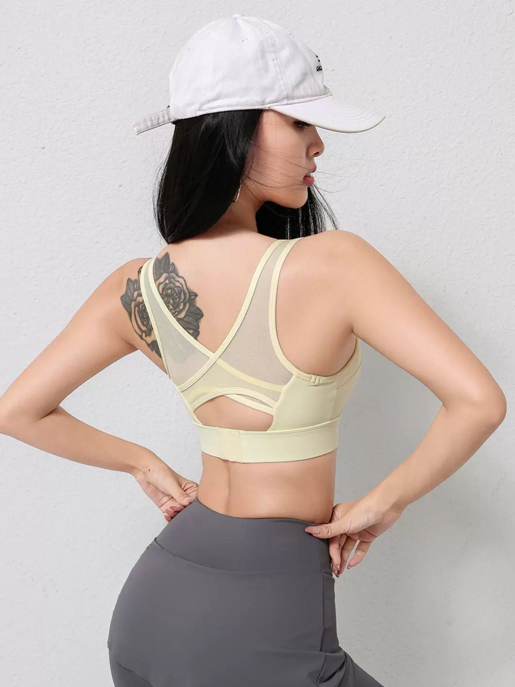 Áo ngực thể thao Jiumai Yipin dành cho nữ, chống sốc, chống chảy xệ, chạy bộ, thiết kế lưng đẹp, có thể mặc bên ngoài, trang phục tập yoga, áo ngực tập yoga.