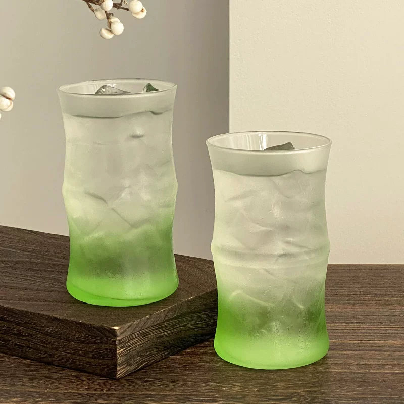 Ly thủy tinh màu xanh lục gradient mờ kiểu Trung Quốc mới lạ, dùng trong nhà, ly uống nước thiết kế tinh tế, ly nước ép, ly kiểu khớp tre.