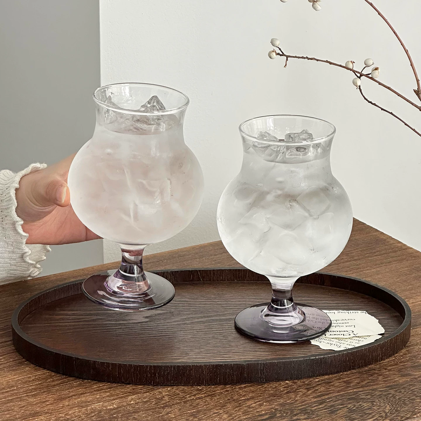 Ly thủy tinh cao và rộng màu tím dùng trong nhà, ly pha chế cocktail thiết kế độc đáo, ly nước ép có ga.