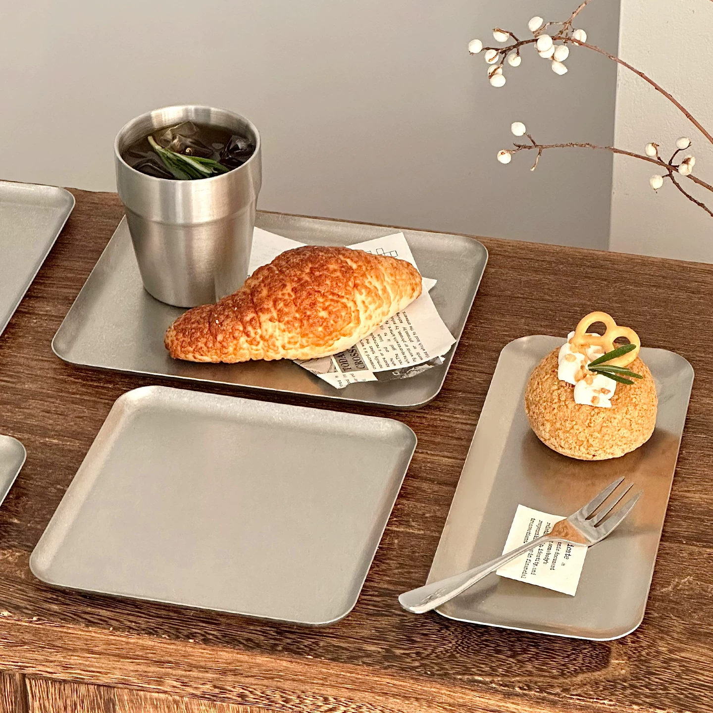 Đĩa thép không gỉ họa tiết bông tuyết cổ điển, đĩa tráng miệng bánh ngọt phong cách công nghiệp, khay cà phê, đĩa đựng đồ, đĩa nướng, đĩa ăn kiểu Tây