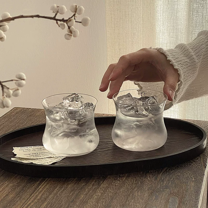 Ly thủy tinh tulip nhẹ, dùng trong nhà, đơn giản và sáng tạo, ly trà đặc biệt dùng cho cà phê, latte, nước ép và các loại đồ uống khác.