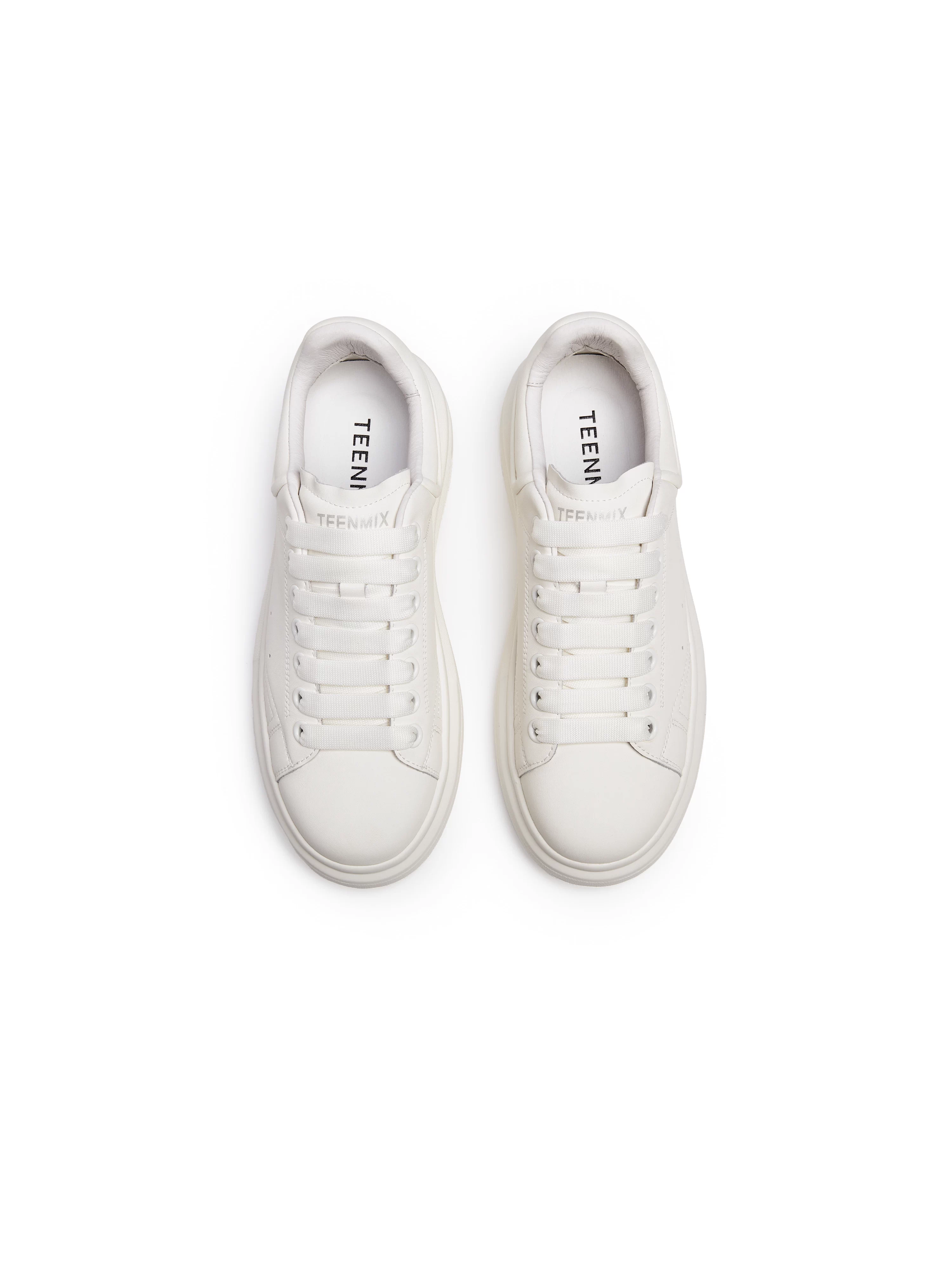 Giày thể thao nam đế dày phong cách mới Thu 2025 Tianmeiyi, cùng mẫu với trung tâm thương mại, giày thể thao nam thời trang 3VV01CM5