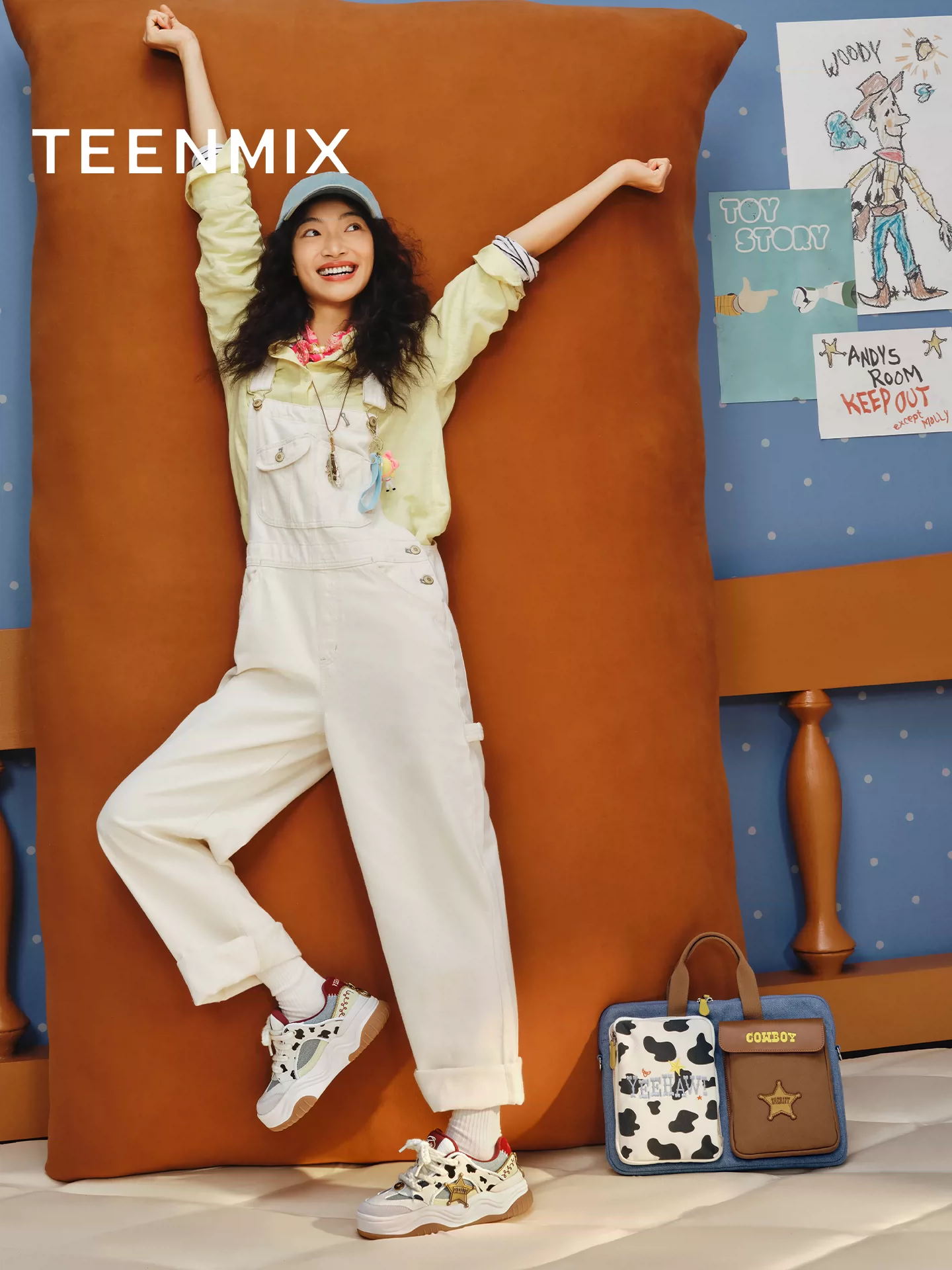 Tianmeiyi Toy Story đồng thương hiệu Woody túi đựng máy tính dung lượng lớn, túi xách nữ mùa thu mới, túi đeo chéo vai