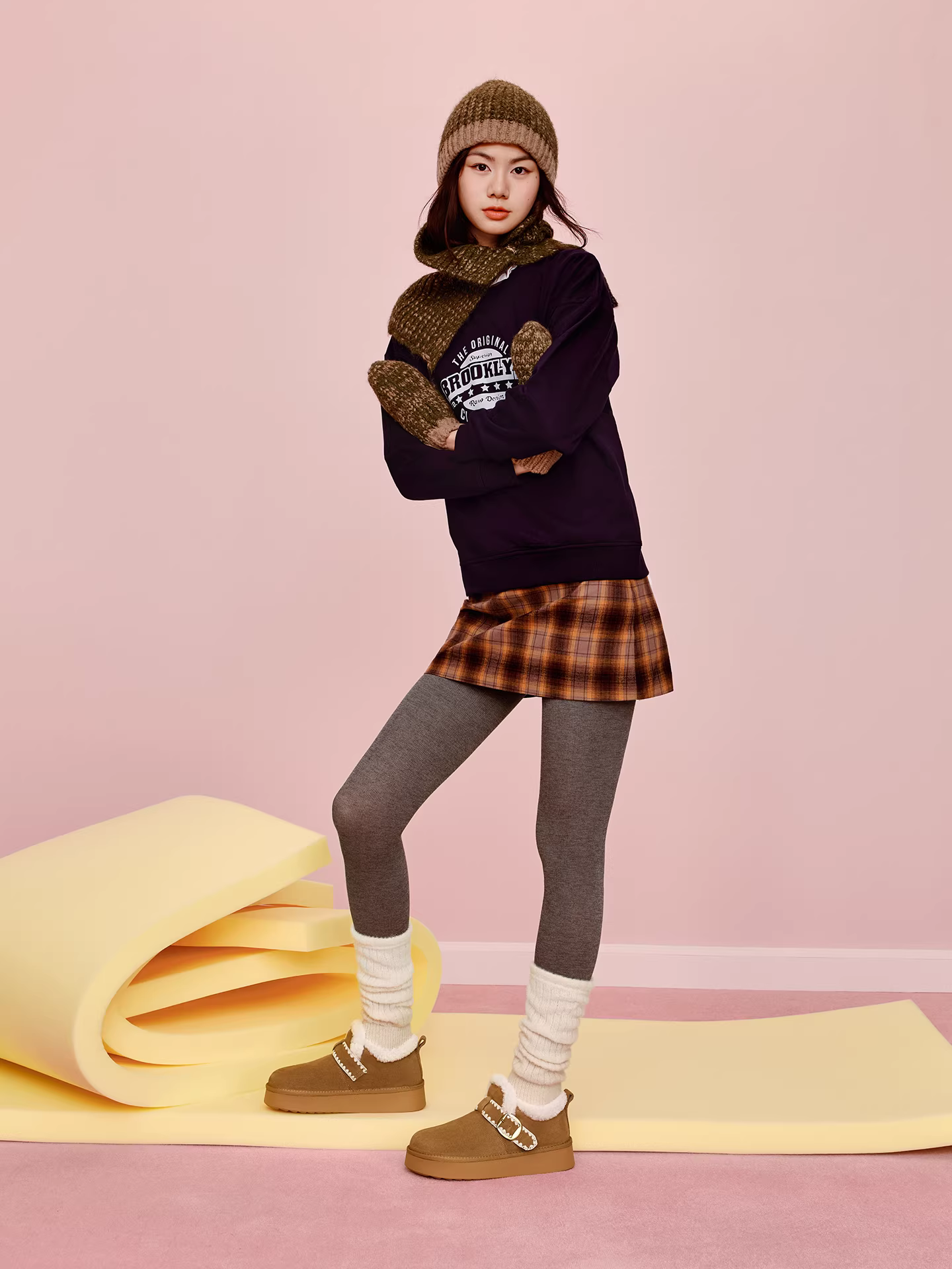 Giày Birkenstock đế dày tăng chiều cao kiểu retro dành cho nữ, giày bốt lót lông, giày lông thú, mẫu mới mùa đông 2025 BM151DM5