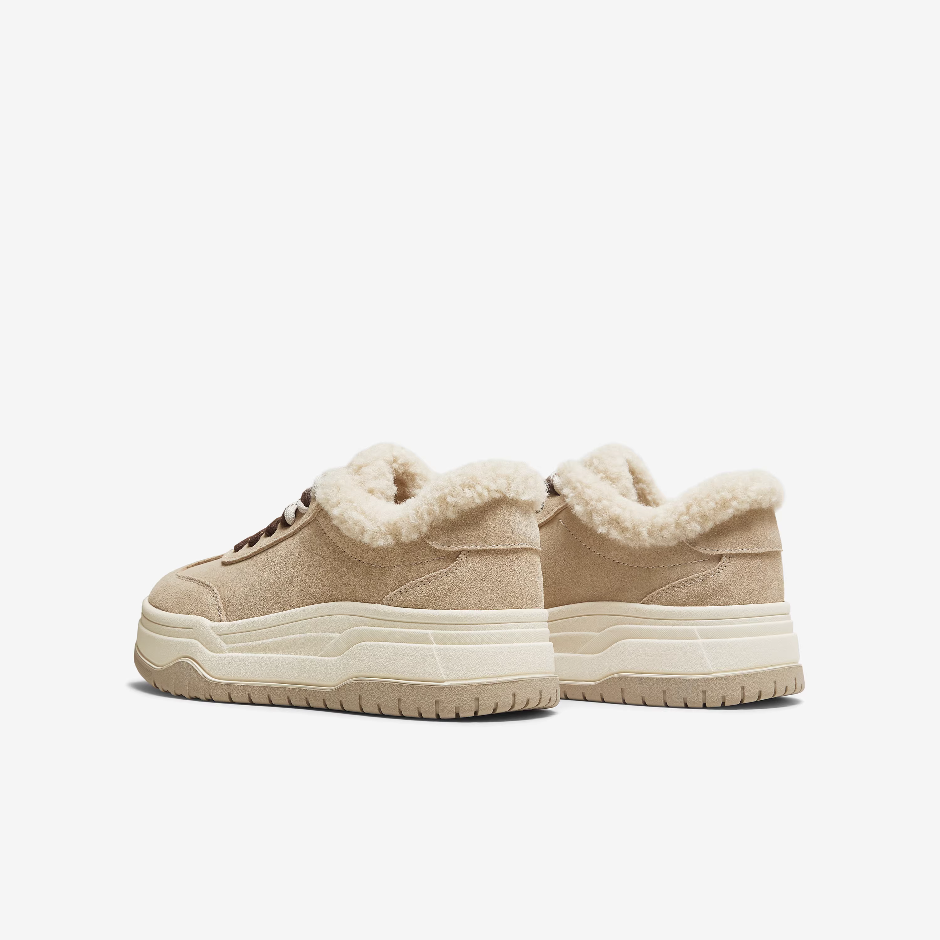 Giày nữ TATA 2025 kiểu mới mùa đông, lót lông cừu, giày tập Đức đế dày, giữ ấm, giày thể thao thường ngày CJC01DM5