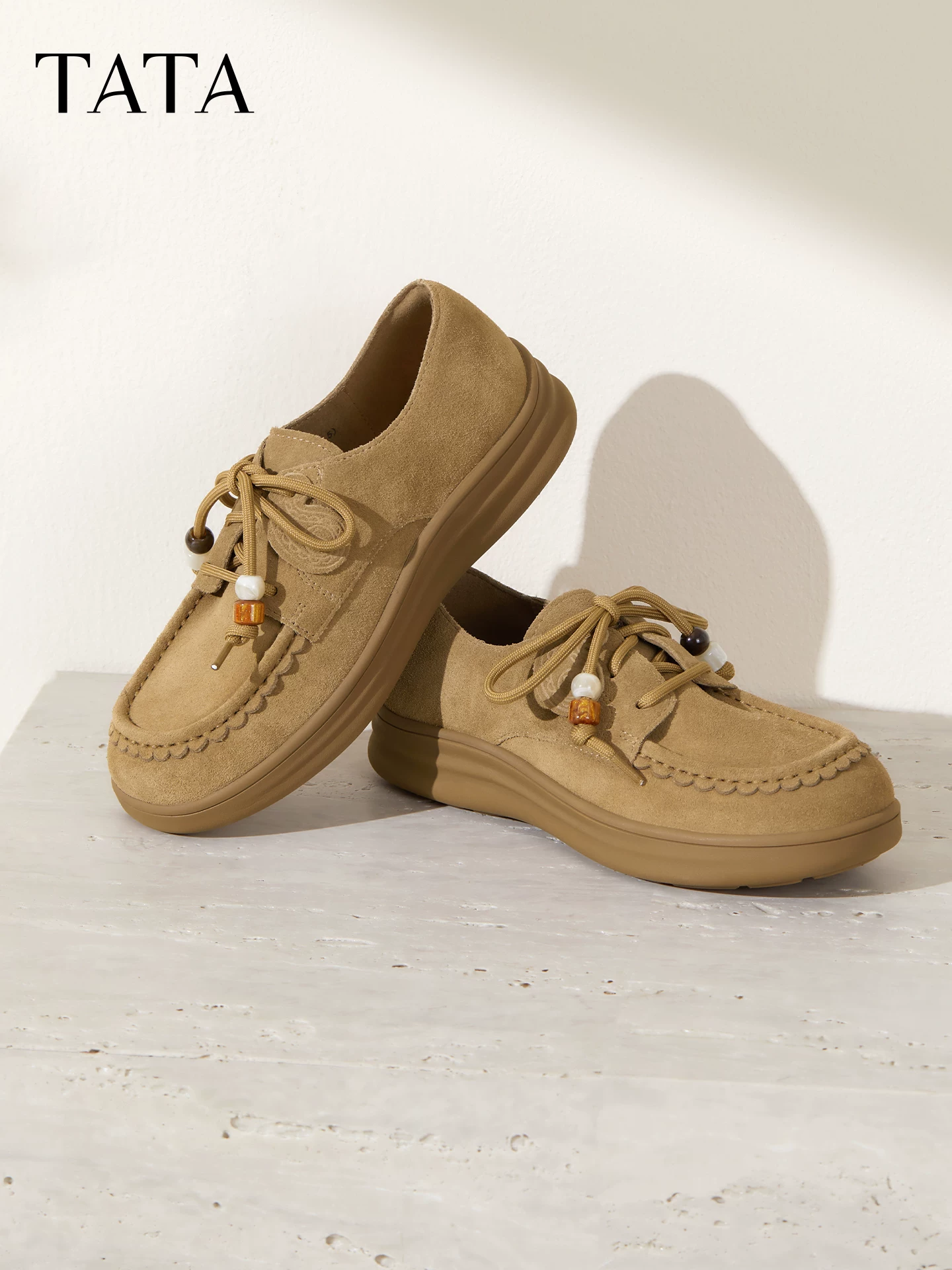 Giày Nữ TATA 2025 Giày Thường Ngày Mùa Đông Giày Birkenstock Nữ Đa Năng Giày Mũi Tròn Mới 7A427CM5